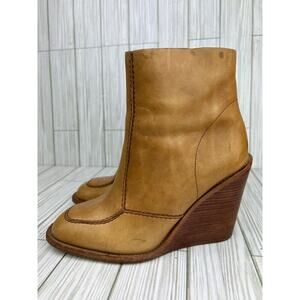 See By Chloe Camel Tan Brown Leather Wedge Booties Side Zip Boots Size 40 US 9